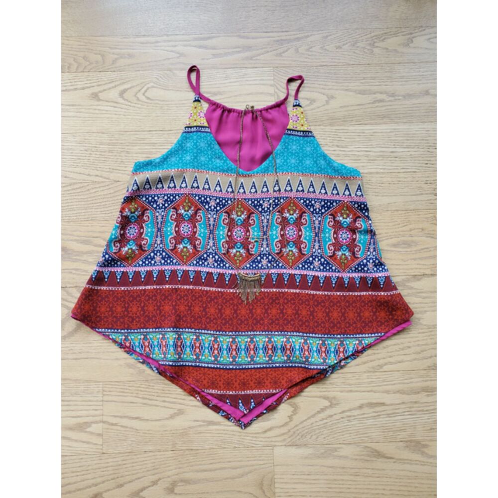 Womens XS/S Boho Cami Tank Top Riversible Comes with Necklace Handkerchief Hem